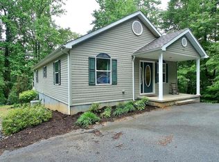 2015 Navigation Poin, Goodview, VA 24095