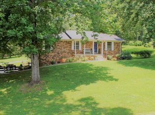 1005 Joan Ln, Killen, AL 35645