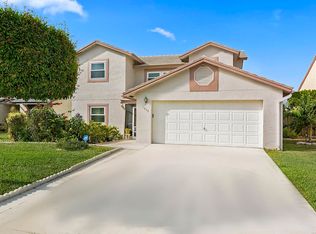 5949 Strawberry Lakes Cir, Lake Worth, FL 33463
