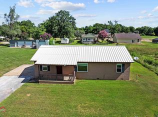 506 W Henderson St, Mount Enterprise, TX 75681