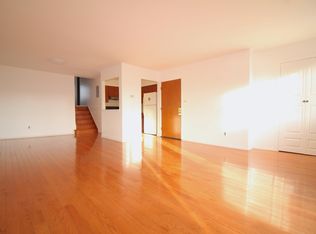1517 W 7th St #3, Brooklyn, NY