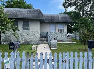 2412-2414 Sherman St, Hollywood, FL 33020