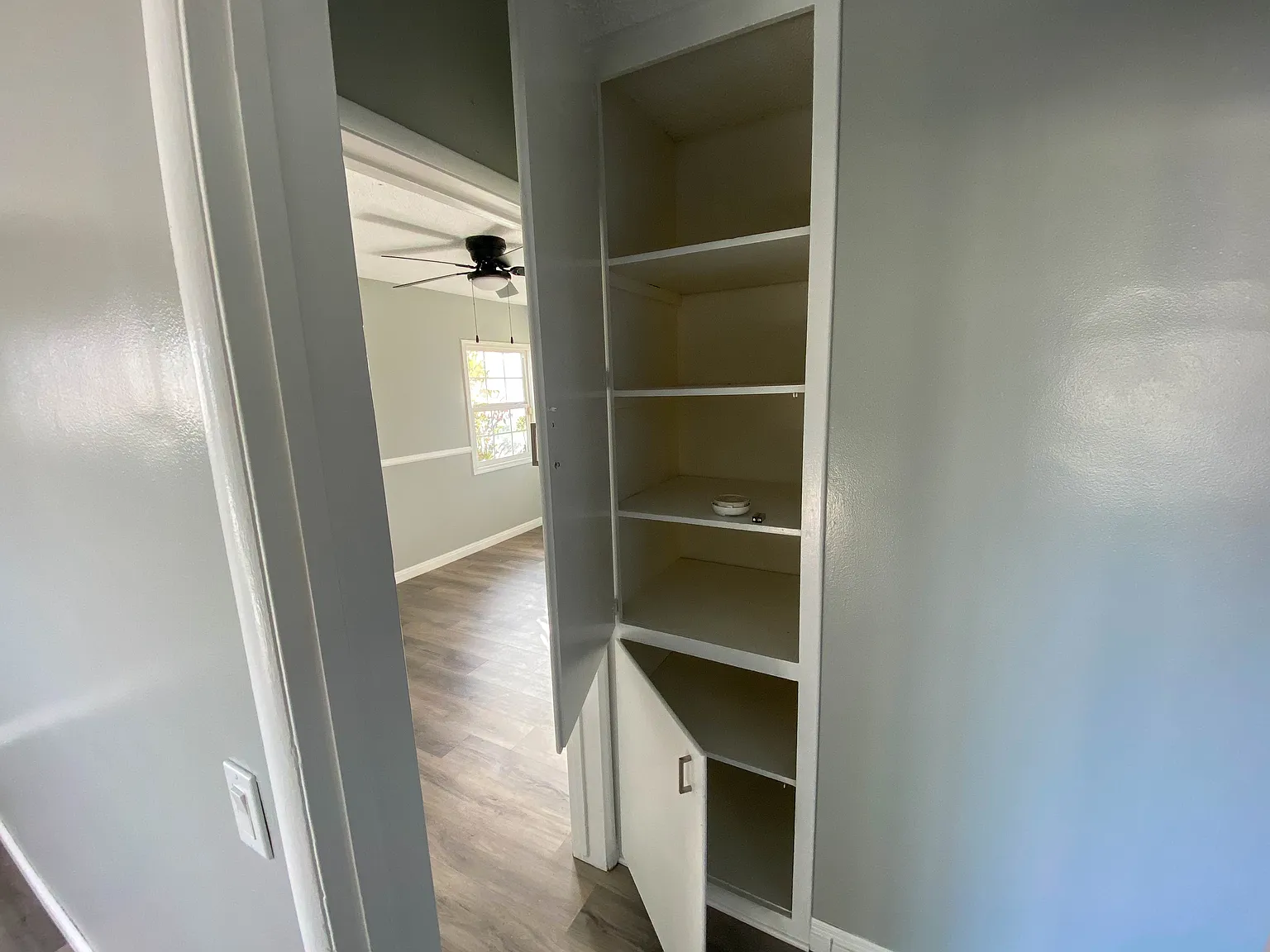 3 bed, 1094 sqft, $3,600 — Photo 4