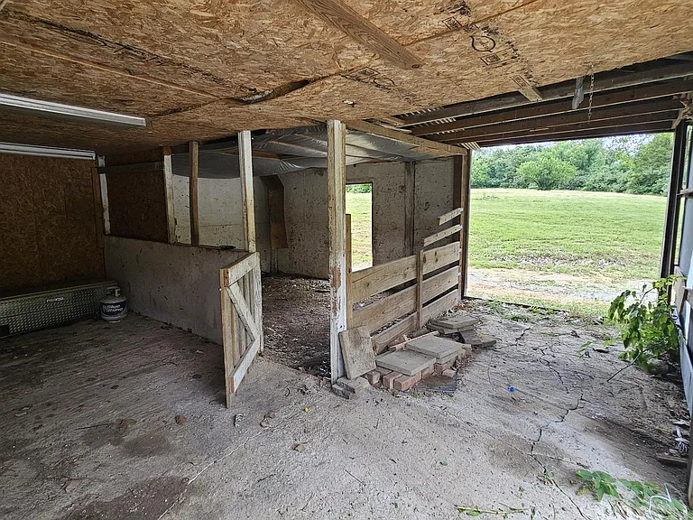 Barn
