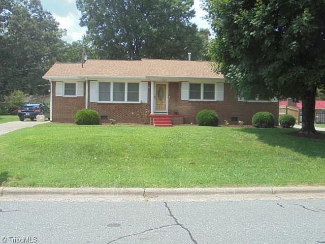 1st image of 4006 Donegal Dr