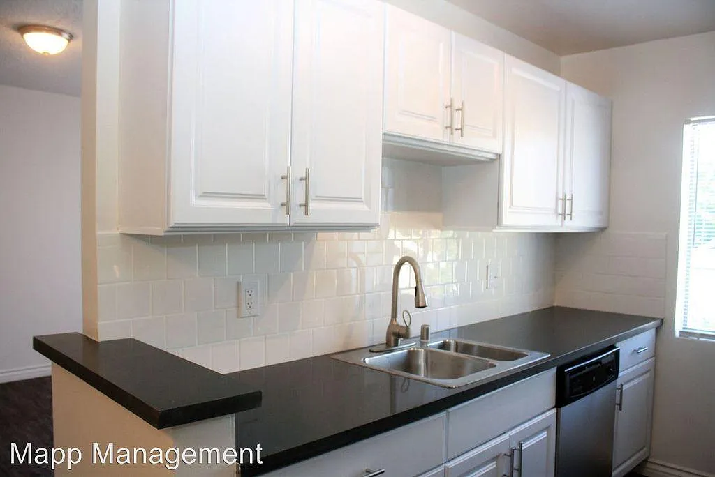 1 bed, 625 sqft, $1,895 — Photo 3