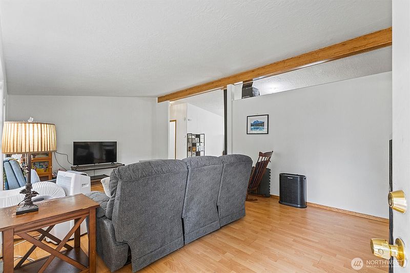3rd image of 8365 Holly Lane