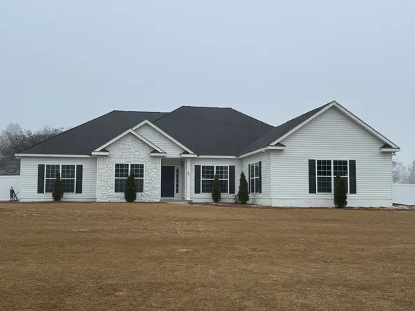 27 Moorman Dr, Tifton, GA 31794