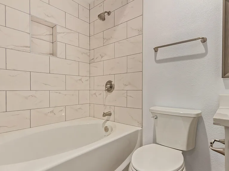 7675 E McDonald Dr #104 — Photo 4