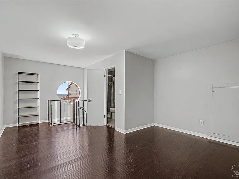 42 Baybridge Dr — Photo 19