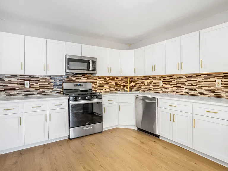 166 Sapphire Ln — Photo 10