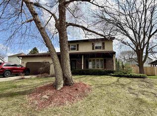803 Forest View Dr, Verona, WI 53593