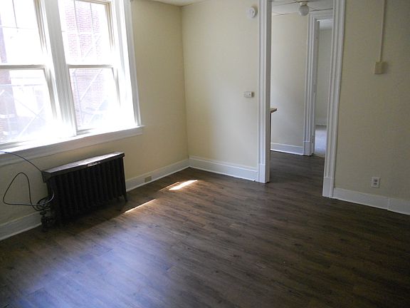 3rd image of 197 North St APT B6
