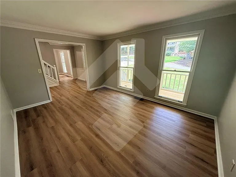 2890 Brookcliff Ln — Photo 5