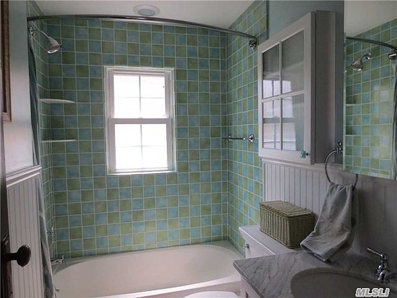 5th image of 30 Herbert Ave