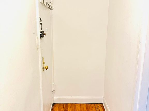 4th image of 34 W 83rd St APT 1-F