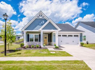 105 Chase View Ln, Troutman, NC 28166