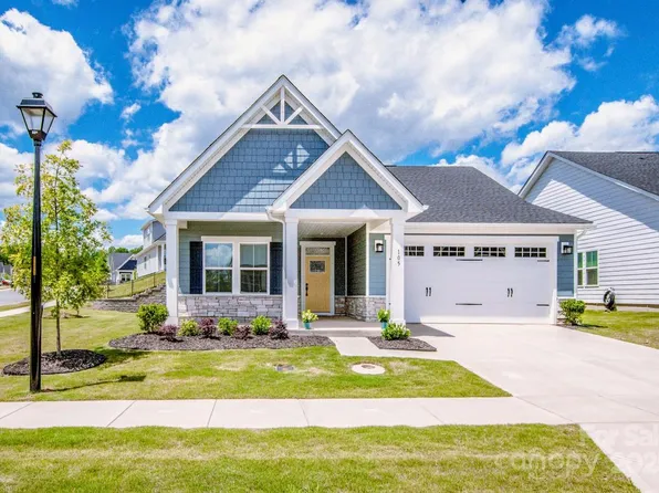 105 Chase View Ln, Troutman, NC 28166