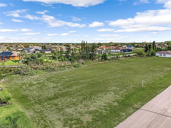 4th image of 2030 NW 17th AVE