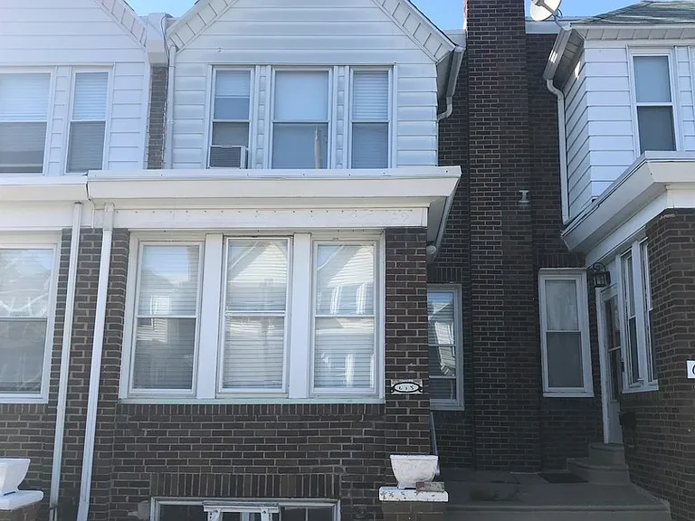 618 Gerhard St — Photo 1