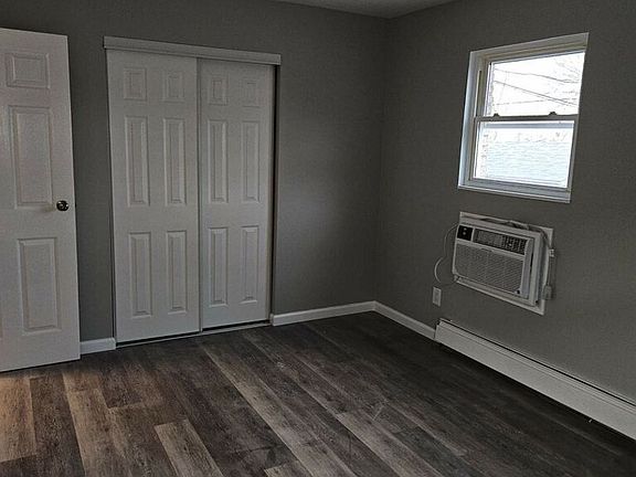5th image of 515 N 17th St APT 6