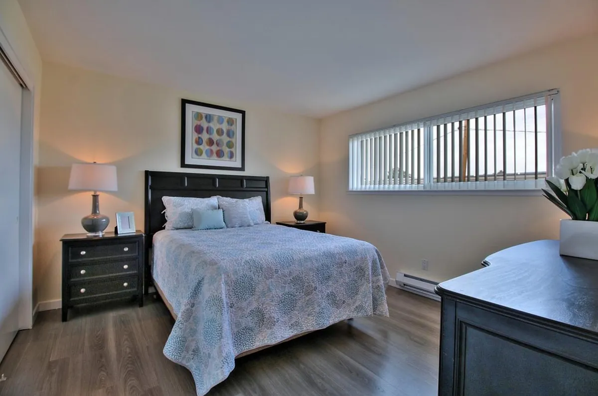 Building Photo - 471 Acalanes Dr #1