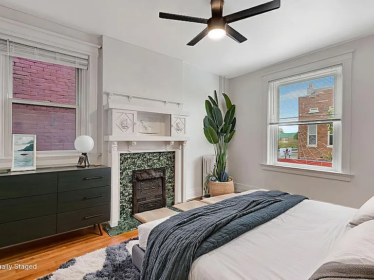 35 E 8th St #B — Photo 10