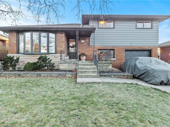 173 Columbia Dr, Hamilton, ON L9C 3Y7