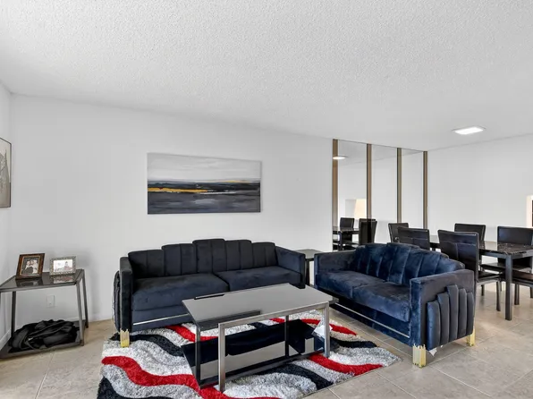 2615 NE 3rd Court #315, Boynton Beach, FL 33435