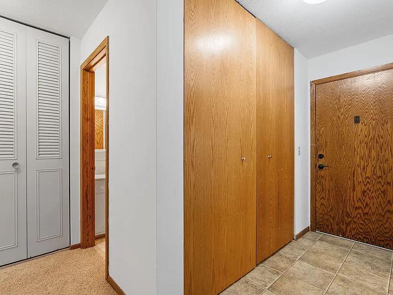 1605 Minnehaha Apartments — Photo 29
