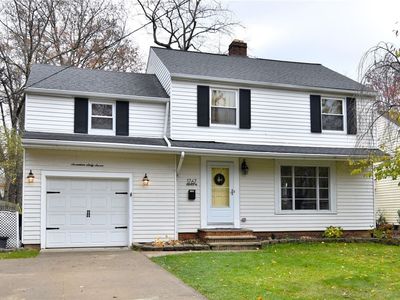 1767 Edgefield Rd, Lyndhurst, OH, 44124