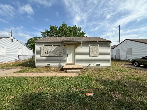 1514 E Arnold St, Wichita, KS 67214