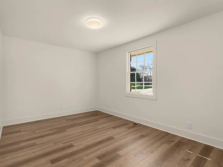 234 NW Clearview Dr — Photo 14