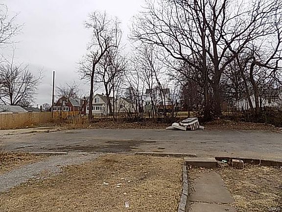 4th image of 9438 Midland Blvd