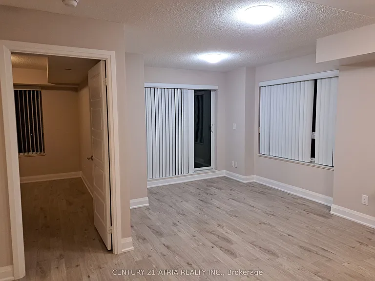 1 Uptown Dr #517 — Photo 2
