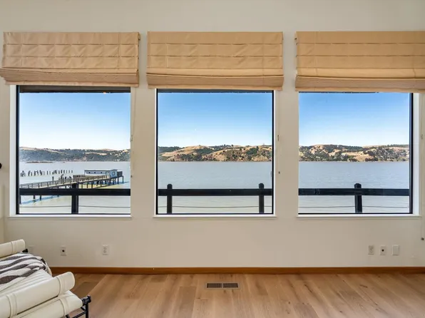598 COVE Way, Benicia, CA 94510