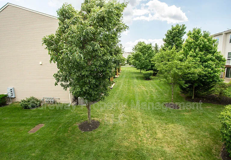 172 Fela Dr — Photo 41