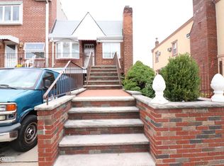 8821 75th Ave, Ridgewood, NY 11385