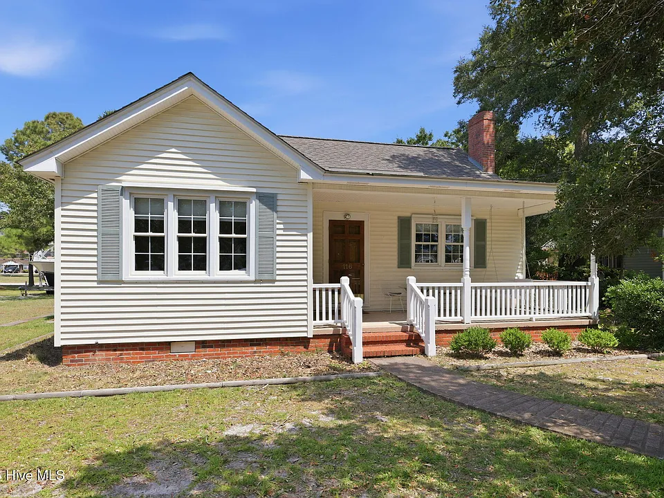 116 Noyes Ave