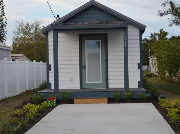 575 2nd St, Oviedo, FL 32765