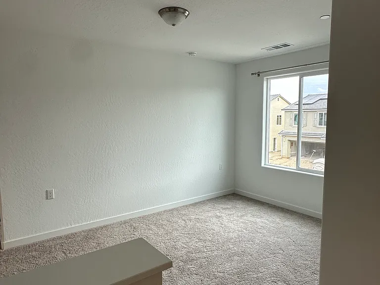 2921 E Veleta Dr — Photo 8