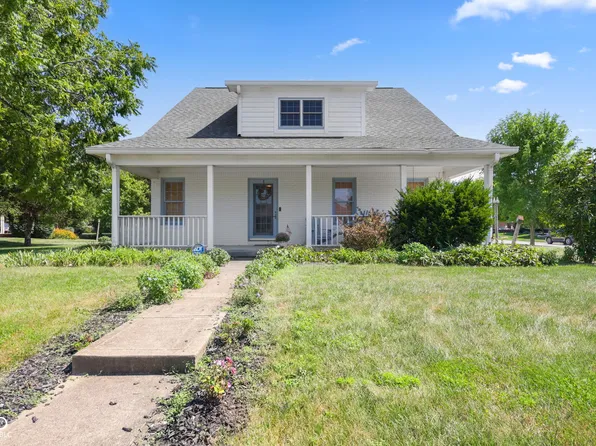 348 Creekbend Ln, Indianapolis, IN 46217