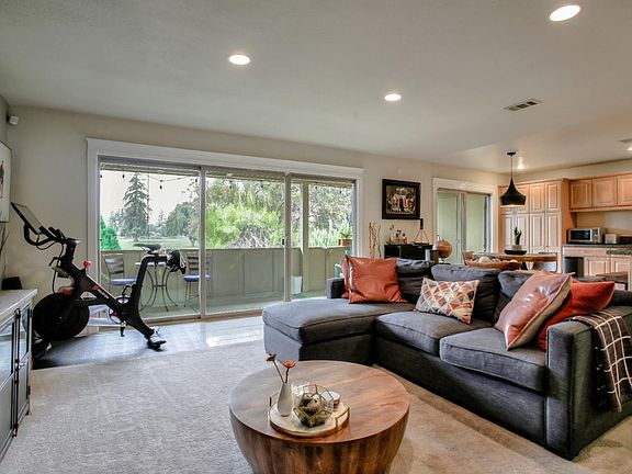 4th image of 554 Toyon Ave APT 6