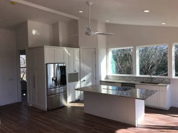 21 Turkey Tree Rd #21, Spicewood, TX 78669