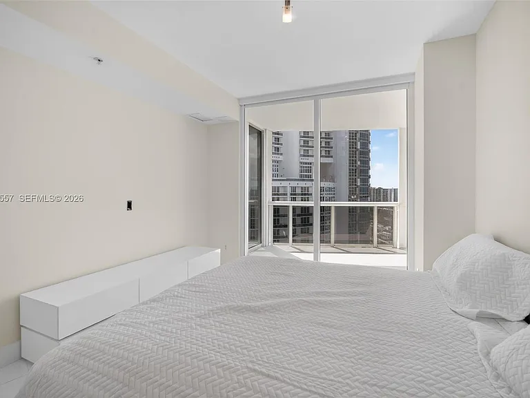 18201 Collins Ave #2008 — Photo 19
