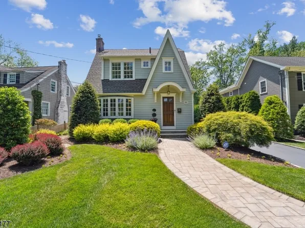 80 Laurel Dr, New Providence Boro, NJ 07974