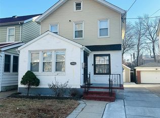 19022 111th Road, Saint Albans, NY 11412
