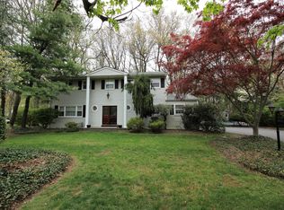 10 Bristol Ct, East Brunswick, NJ