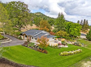 4059 Livingston Rd, Central Point, OR 97502