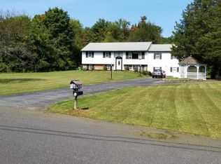 36 W Pine Rd, Staatsburg, NY 12580